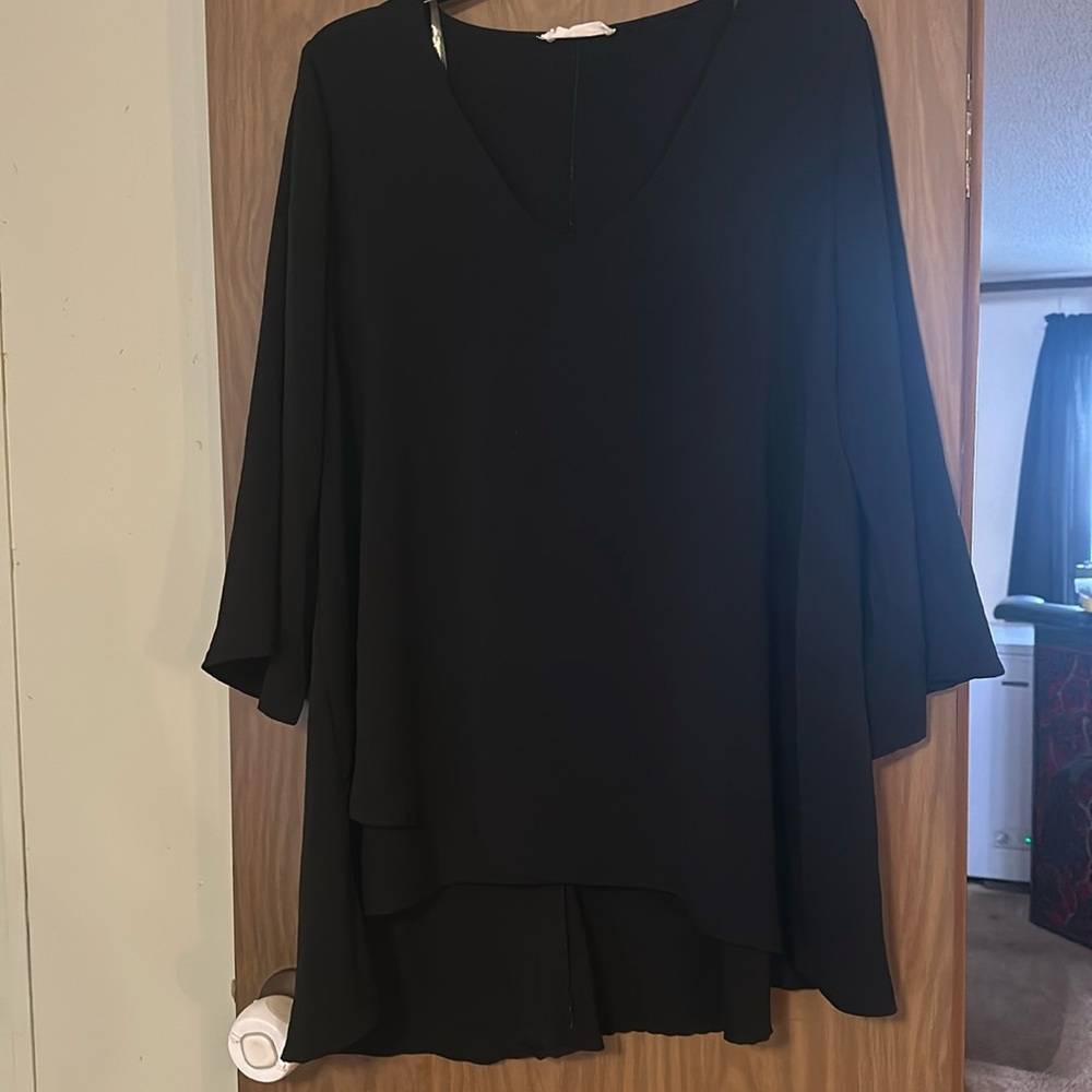 Black Flow top